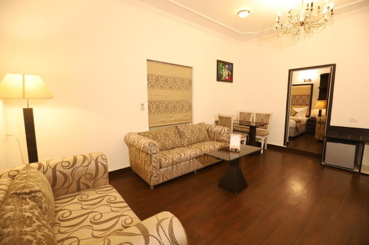 Hotel Capitol Hills - Greater Kailash Delhi New Delhi Extérieur photo