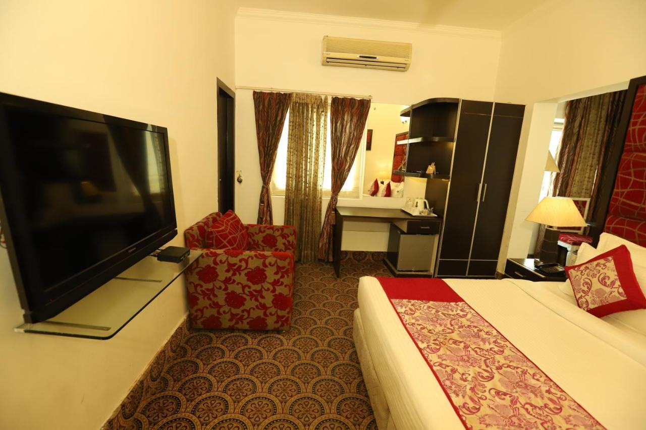 Hotel Capitol Hills - Greater Kailash Delhi New Delhi Extérieur photo
