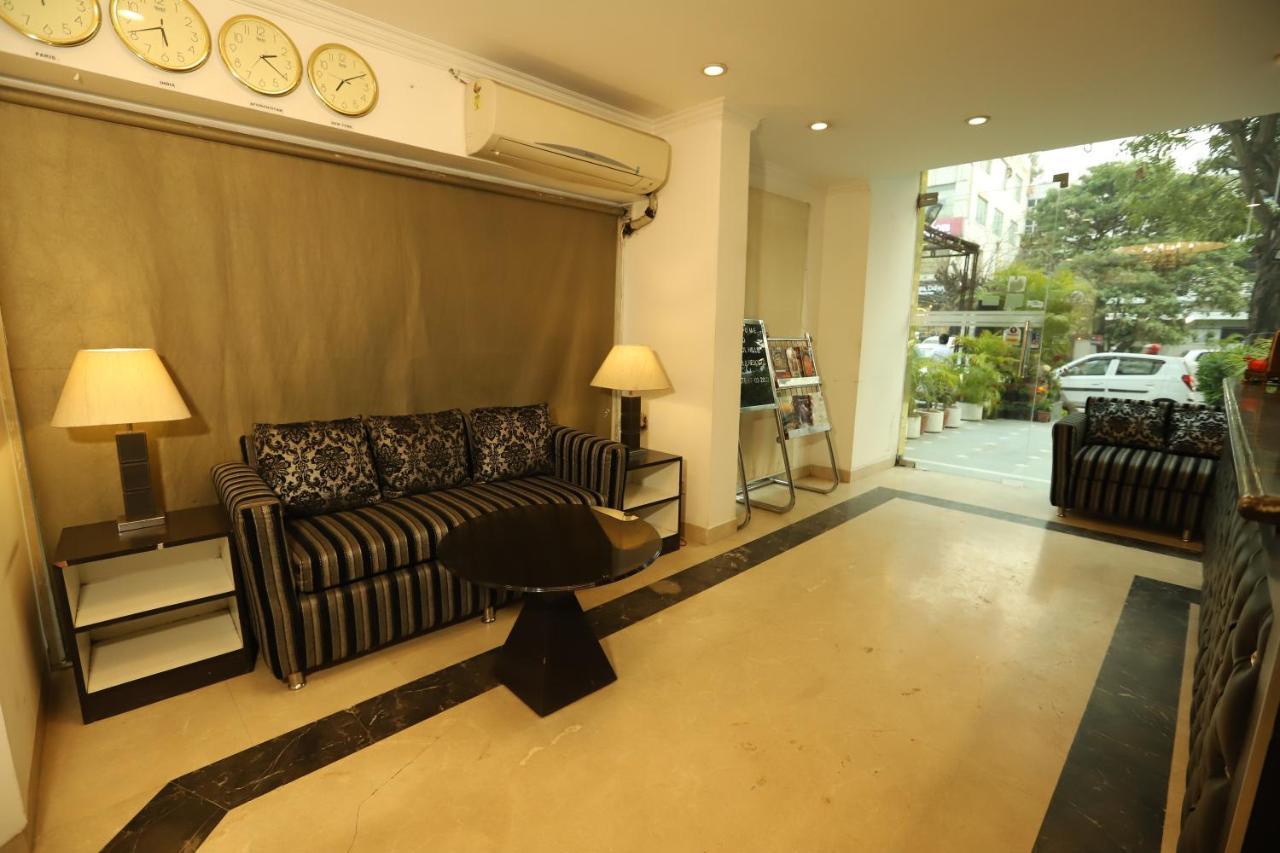 Hotel Capitol Hills - Greater Kailash Delhi New Delhi Extérieur photo