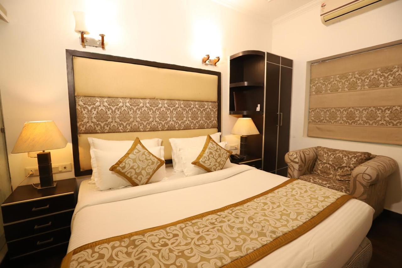 Hotel Capitol Hills - Greater Kailash Delhi New Delhi Extérieur photo